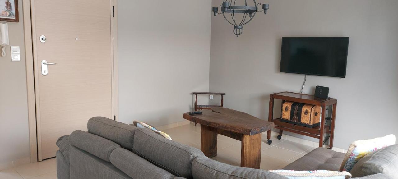 Apartamento Momenti Felici Artemida  Exterior foto